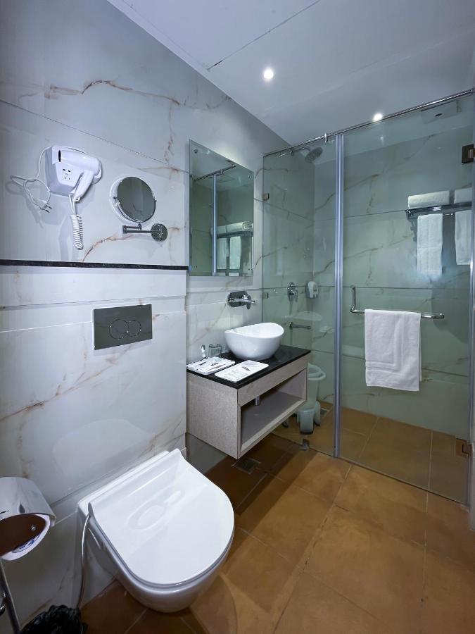 Hotel Classio Royale Amritszár Kültér fotó